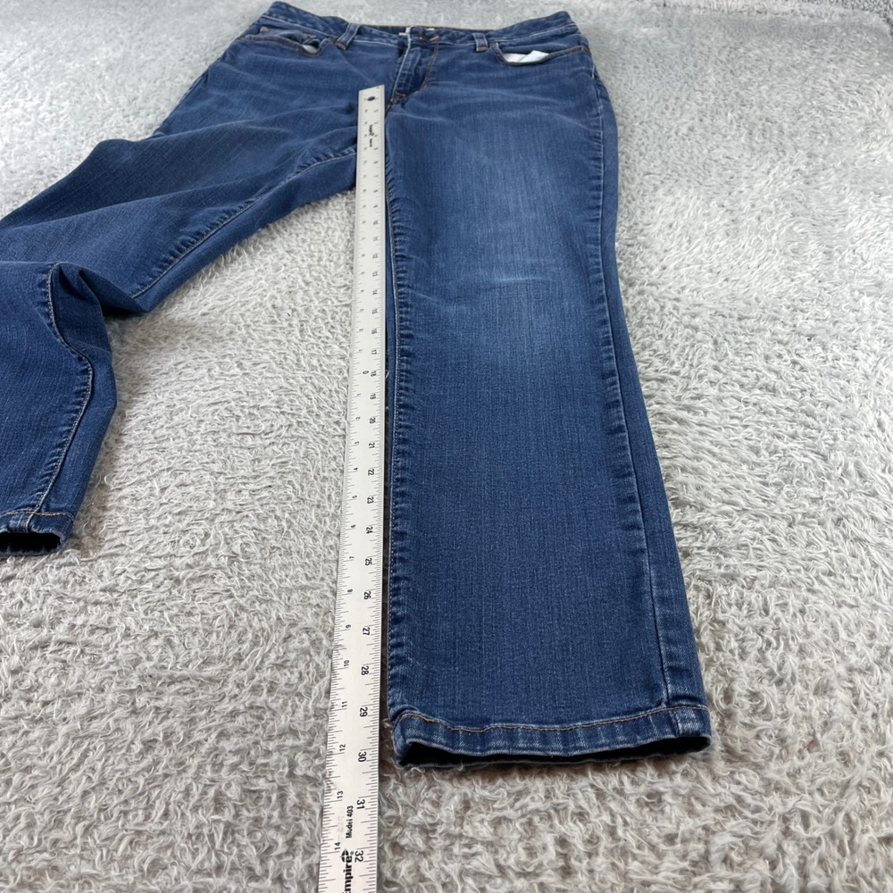 LLBean Classic Fit Women Jeans Size 10 Petite Blue Denim Straight Leg - Picture 5 of 8